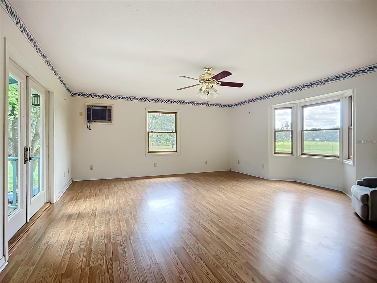 RAINBOW RANCH ACRES - Residential
