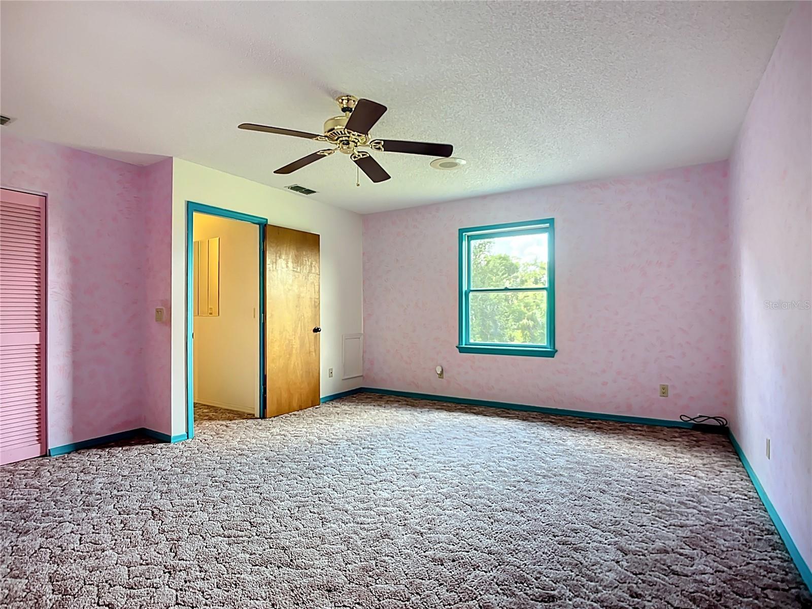 RAINBOW RANCH ACRES - Residential