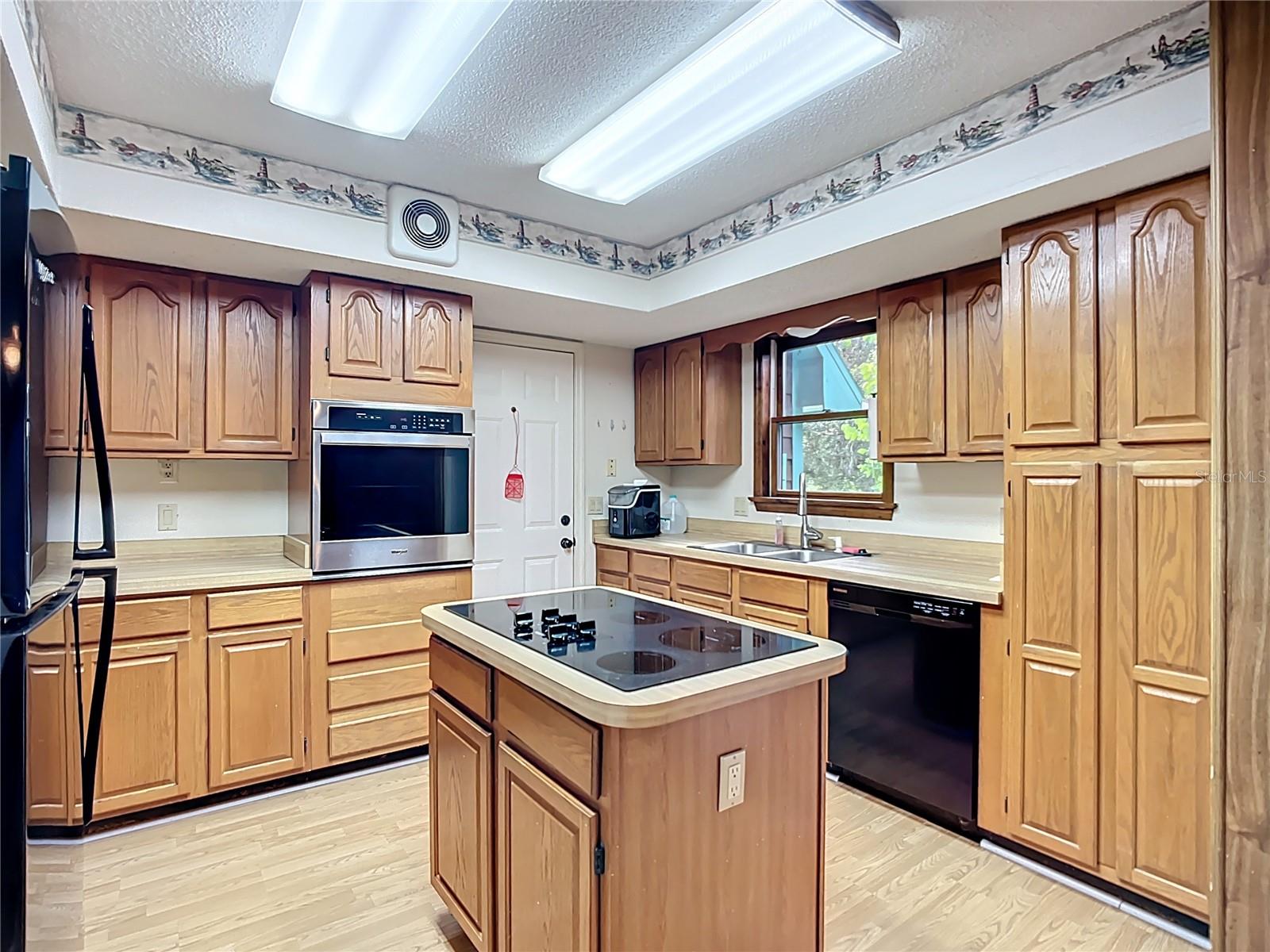 RAINBOW RANCH ACRES - Residential