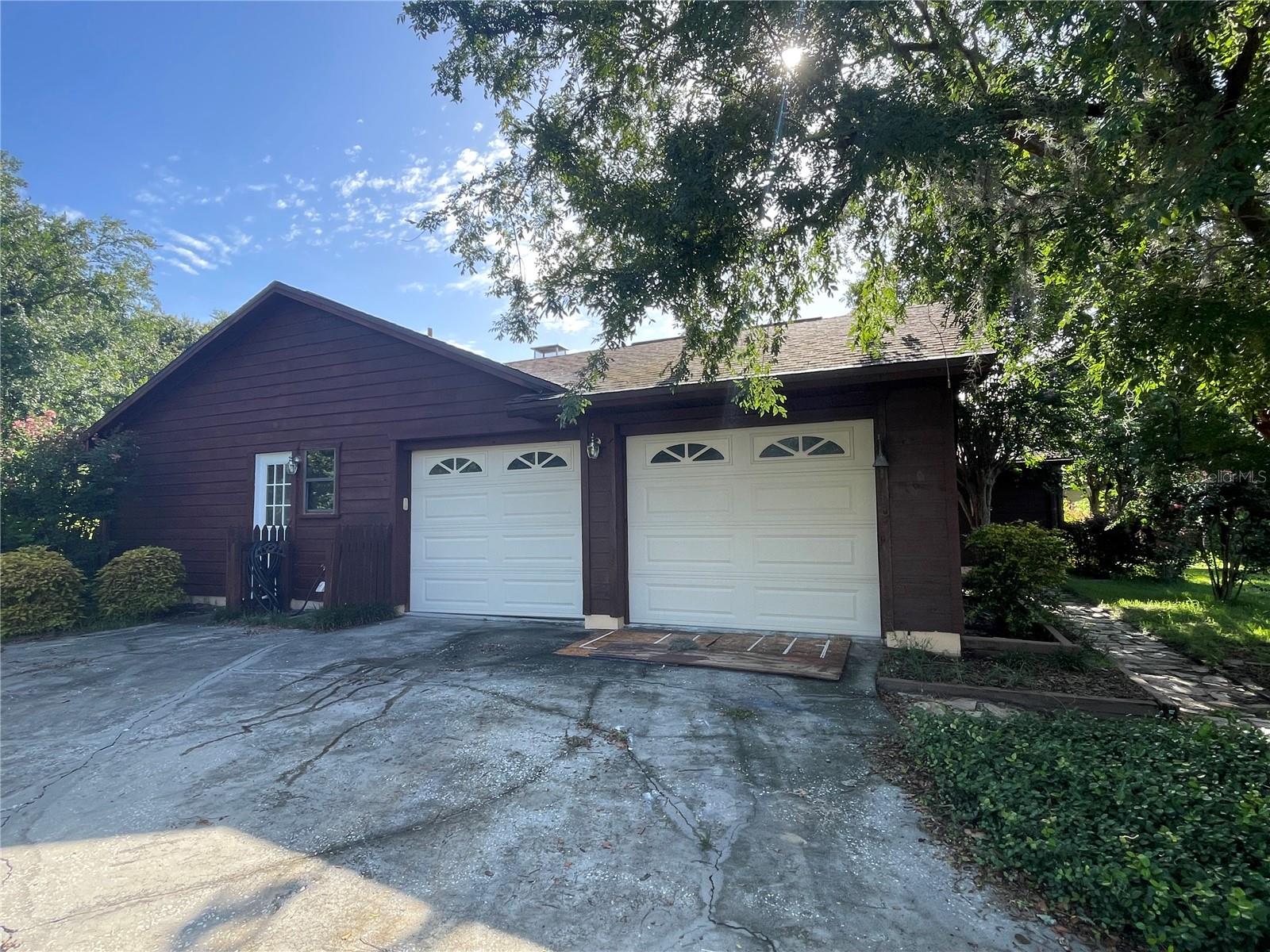 5735 JACQULYN DRIVE