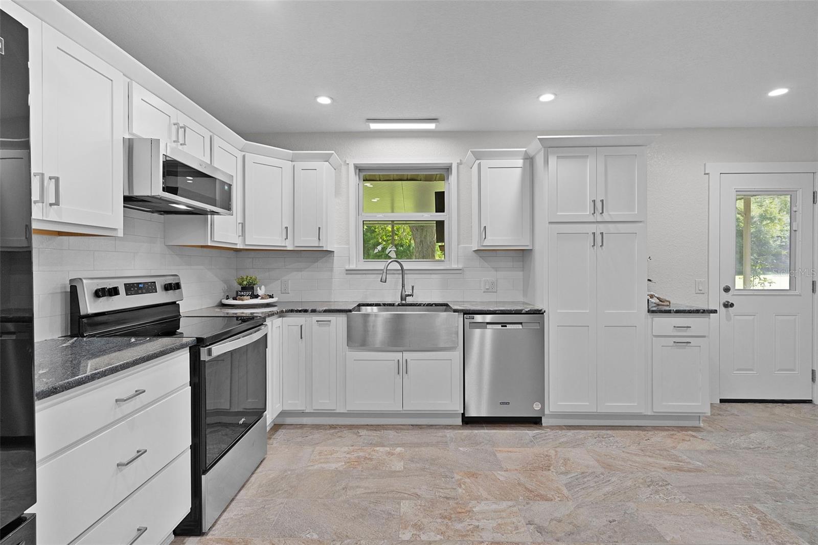 BELLEVIEW HEIGHTS ESTATE - Residential