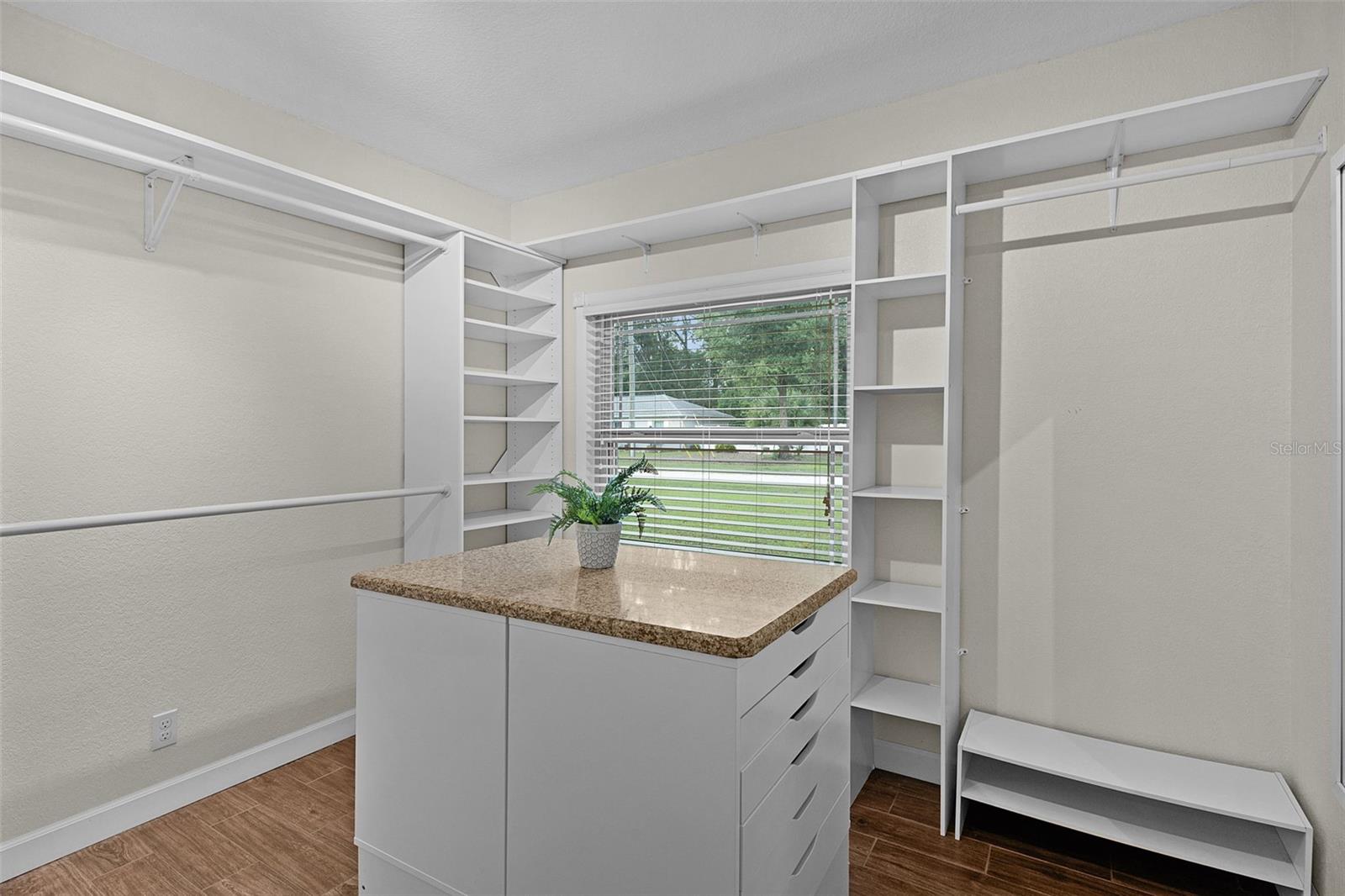 BELLEVIEW HEIGHTS ESTATE - Residential