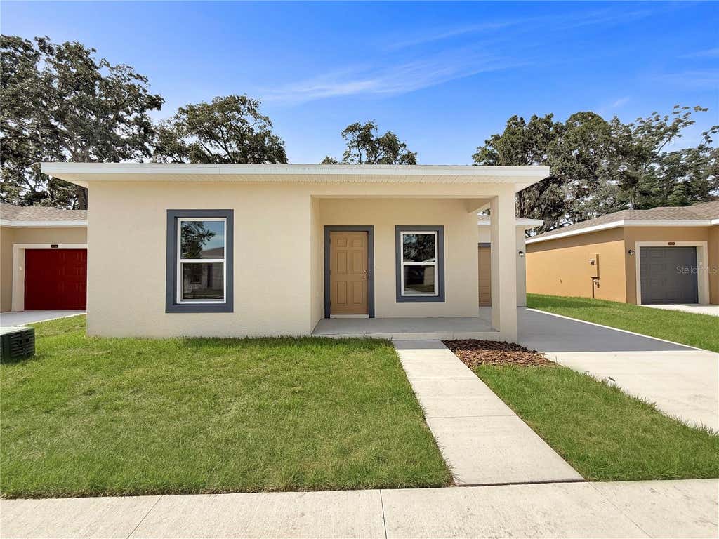 Photo of 5020 Finders Ct, Tampa, FL 33617 (MLS # TB8517552)