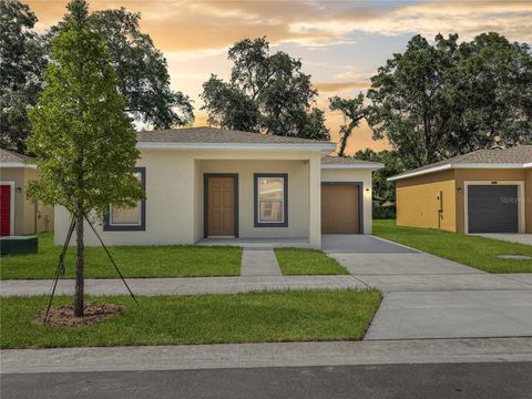 Photo of 5020 Finders Ct, Tampa, FL 33617 (MLS # TB8517552)