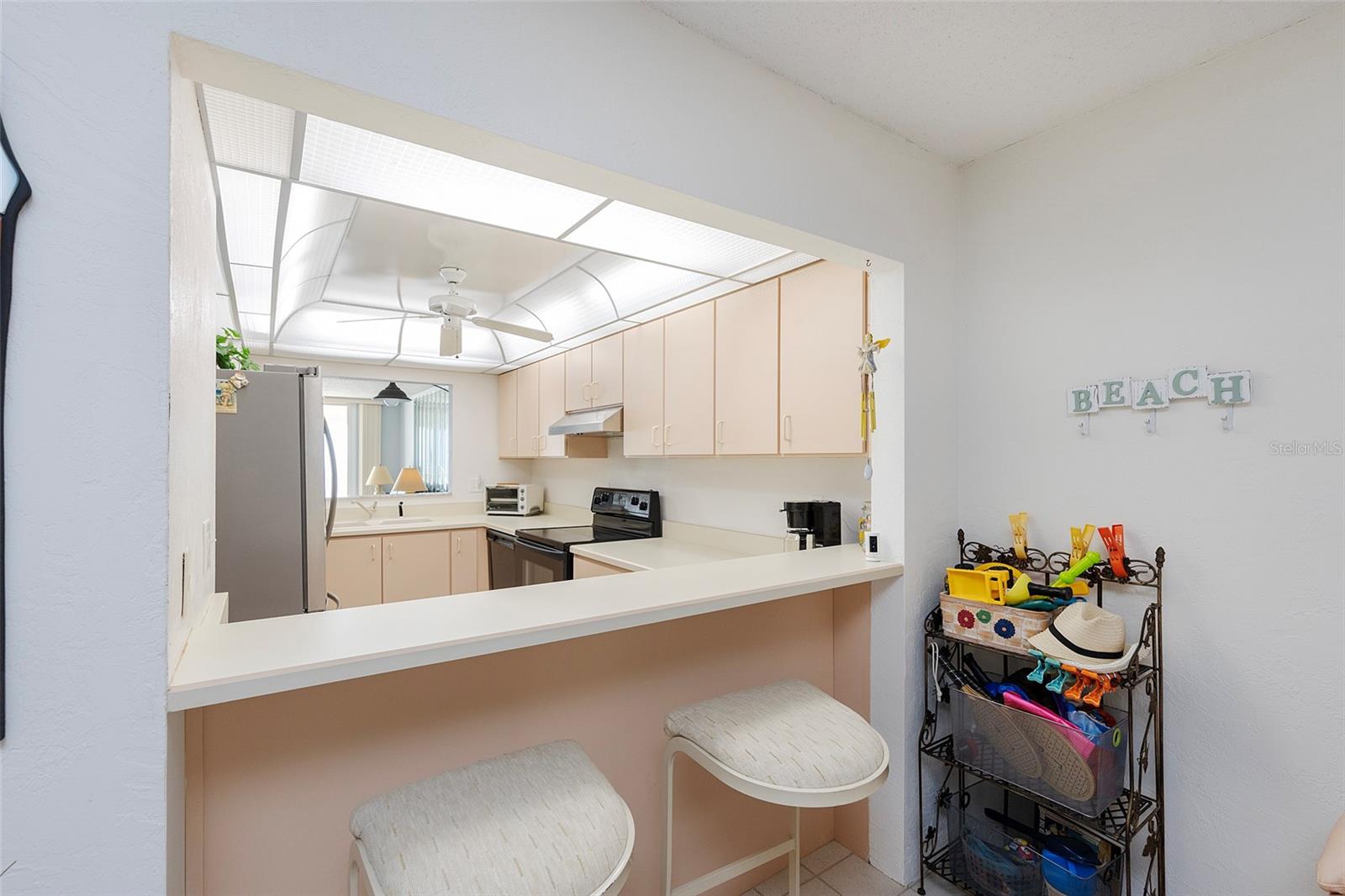 89 OCEANFRONT CONDO - Residential