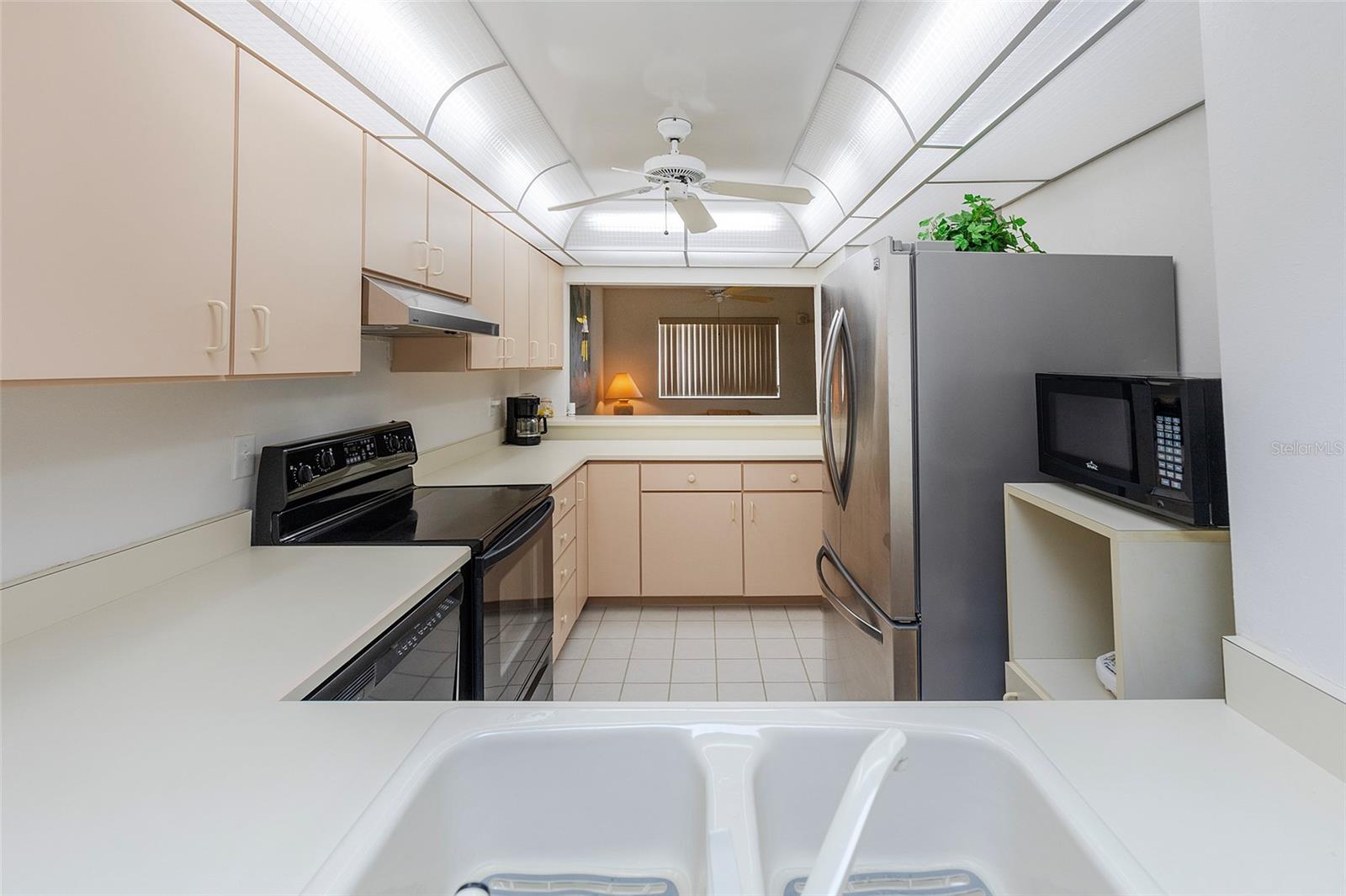 89 OCEANFRONT CONDO - Residential