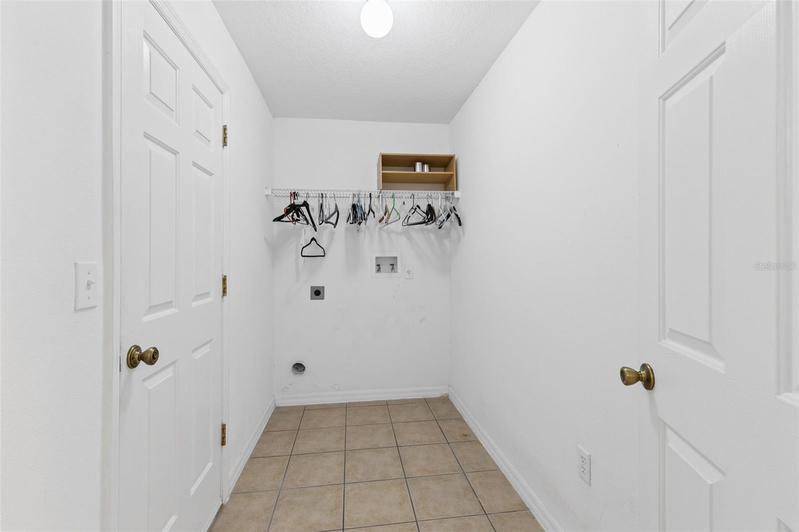 MAGNOLIA GLEN - Residential