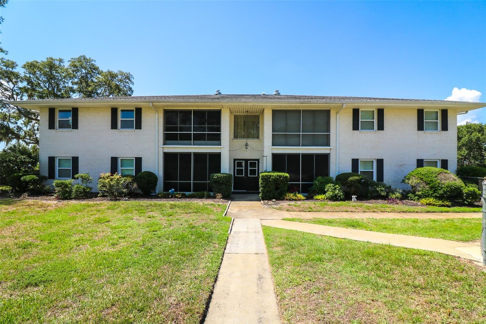 NORTH LAKESHORE CONDO - Residential