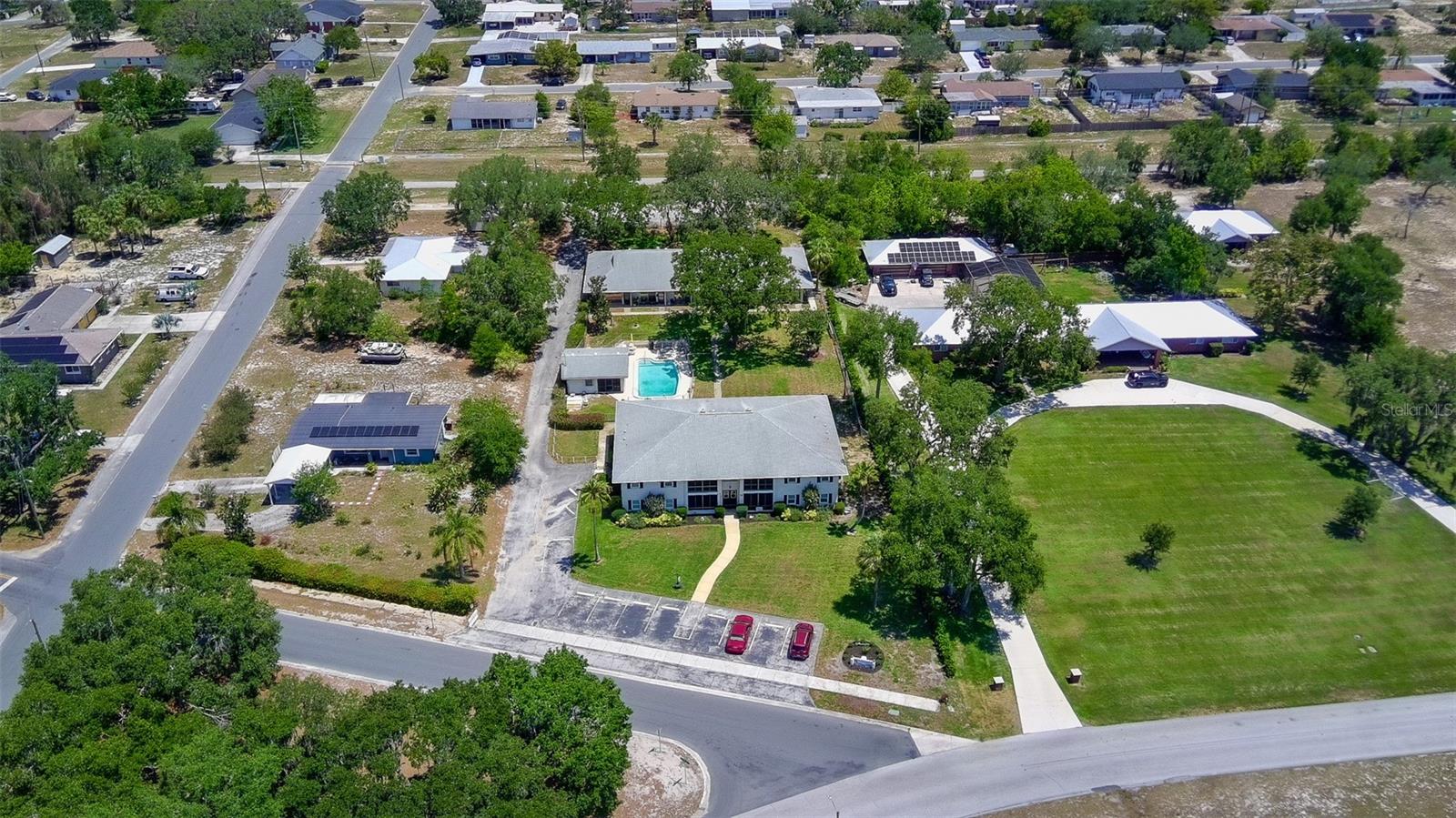 NORTH LAKESHORE CONDO - Residential