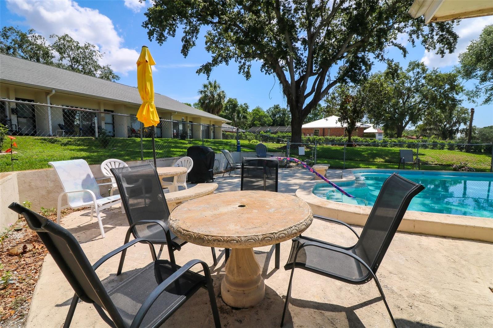 NORTH LAKESHORE CONDO - Residential