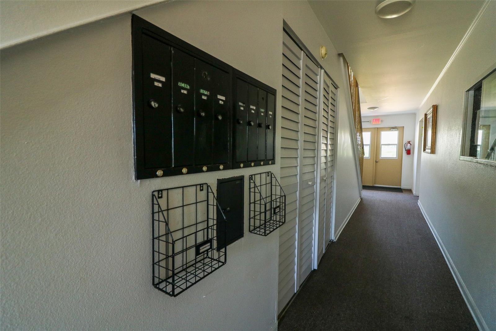 NORTH LAKESHORE CONDO - Residential