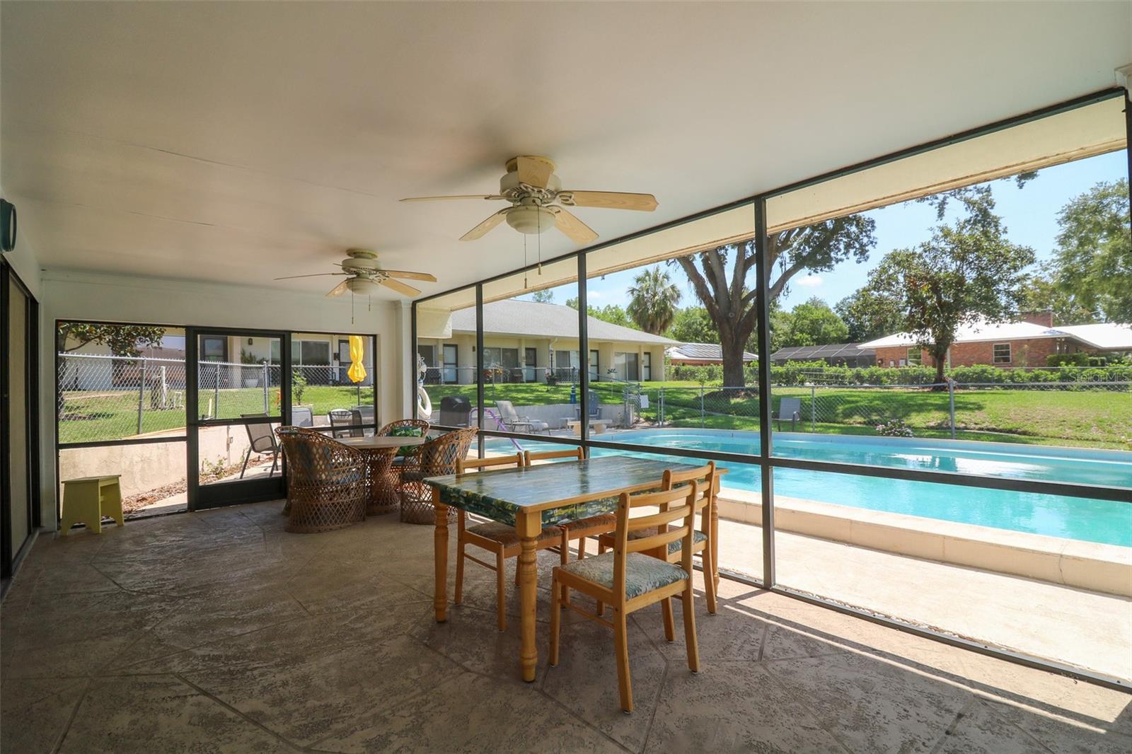 NORTH LAKESHORE CONDO - Residential