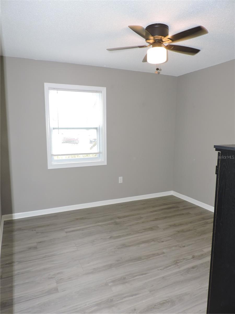 NORTH LAKESHORE CONDO - Residential