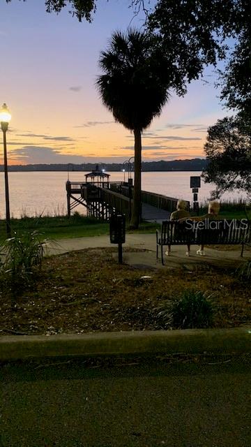 NORTH LAKESHORE CONDO - Residential