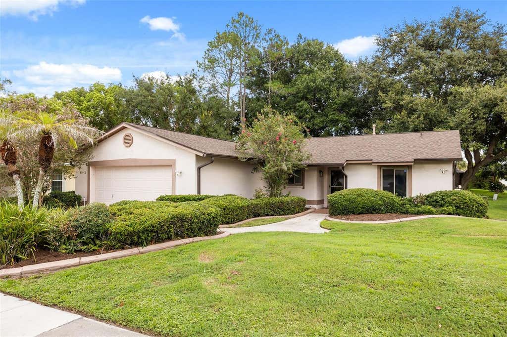 Photo of 11813 Scotty Drive, Orlando, FL 32821 (MLS # O6435971)