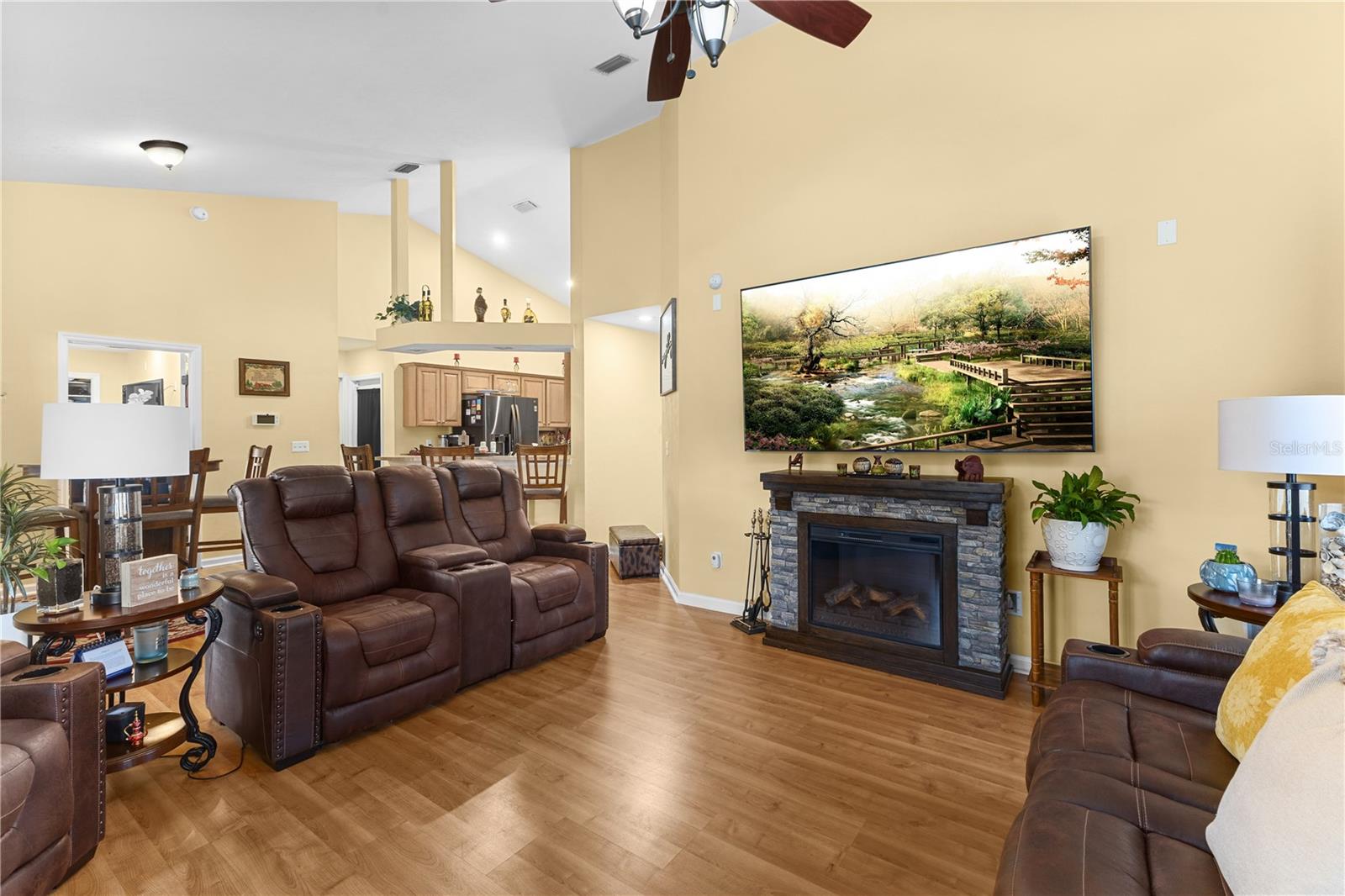 REPLAT SYLVANIA TERRACE - Residential