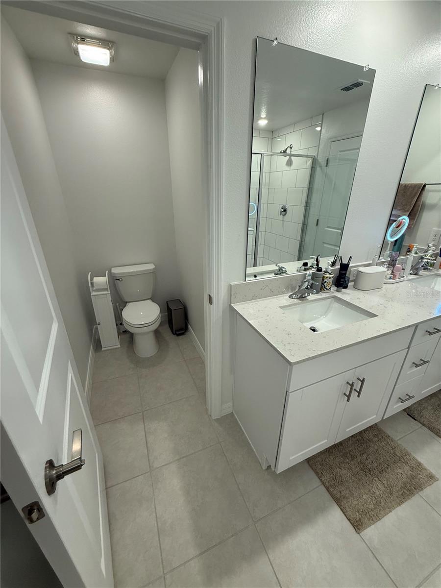 SEAIRE TOWNHOMES - Residential Lease