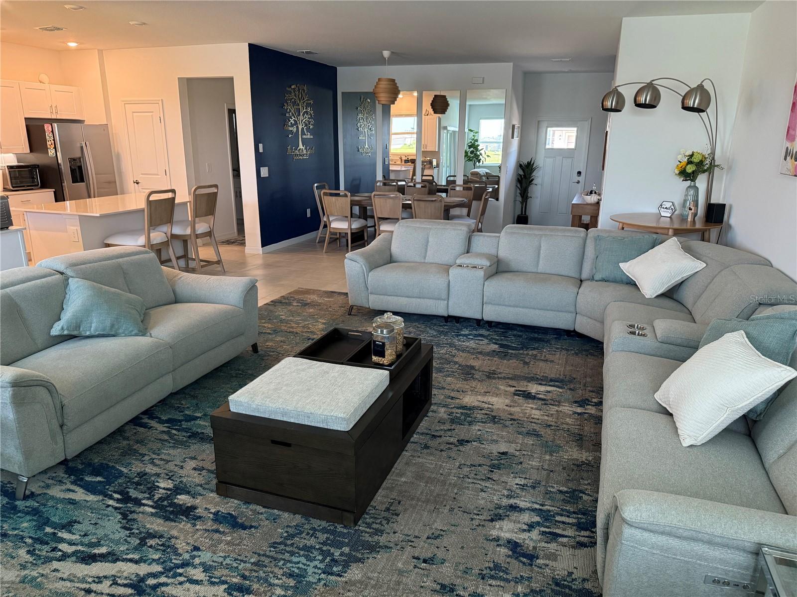 SEAIRE TOWNHOMES - Residential Lease