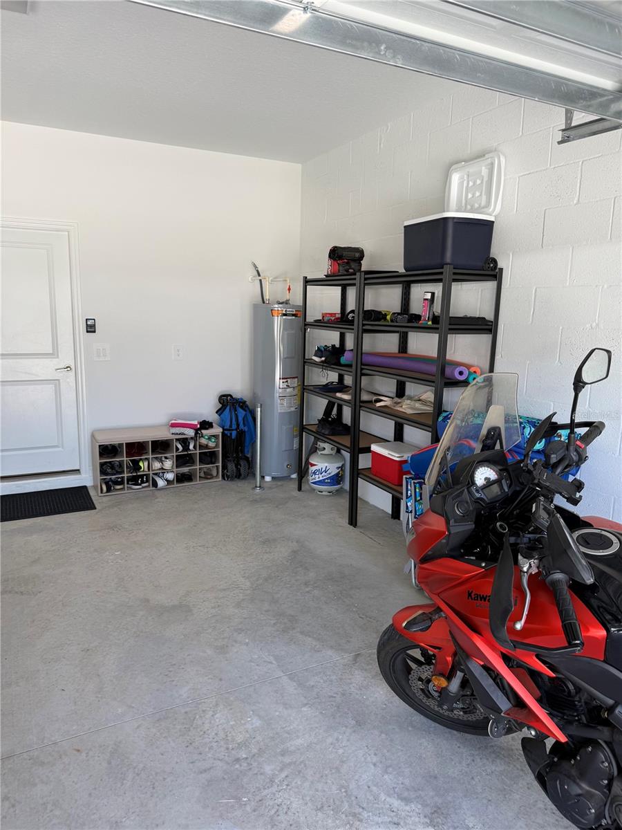 SEAIRE TOWNHOMES - Residential Lease