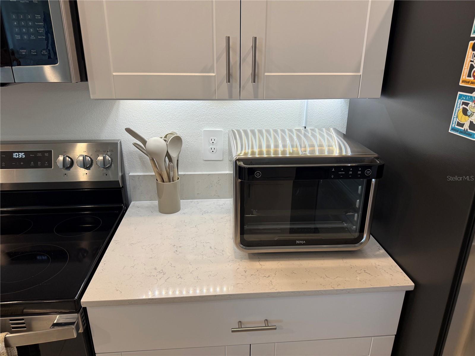 SEAIRE TOWNHOMES - Residential Lease