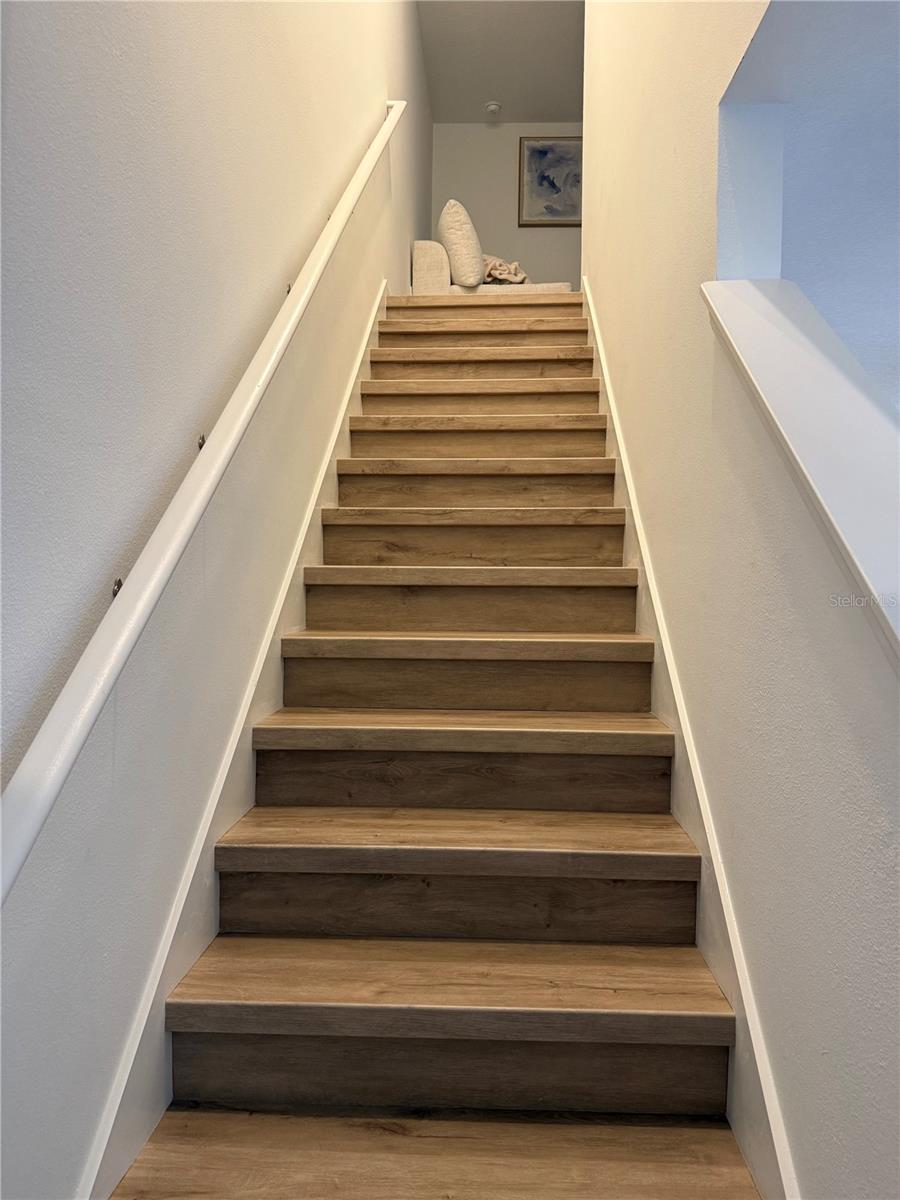 SEAIRE TOWNHOMES - Residential Lease