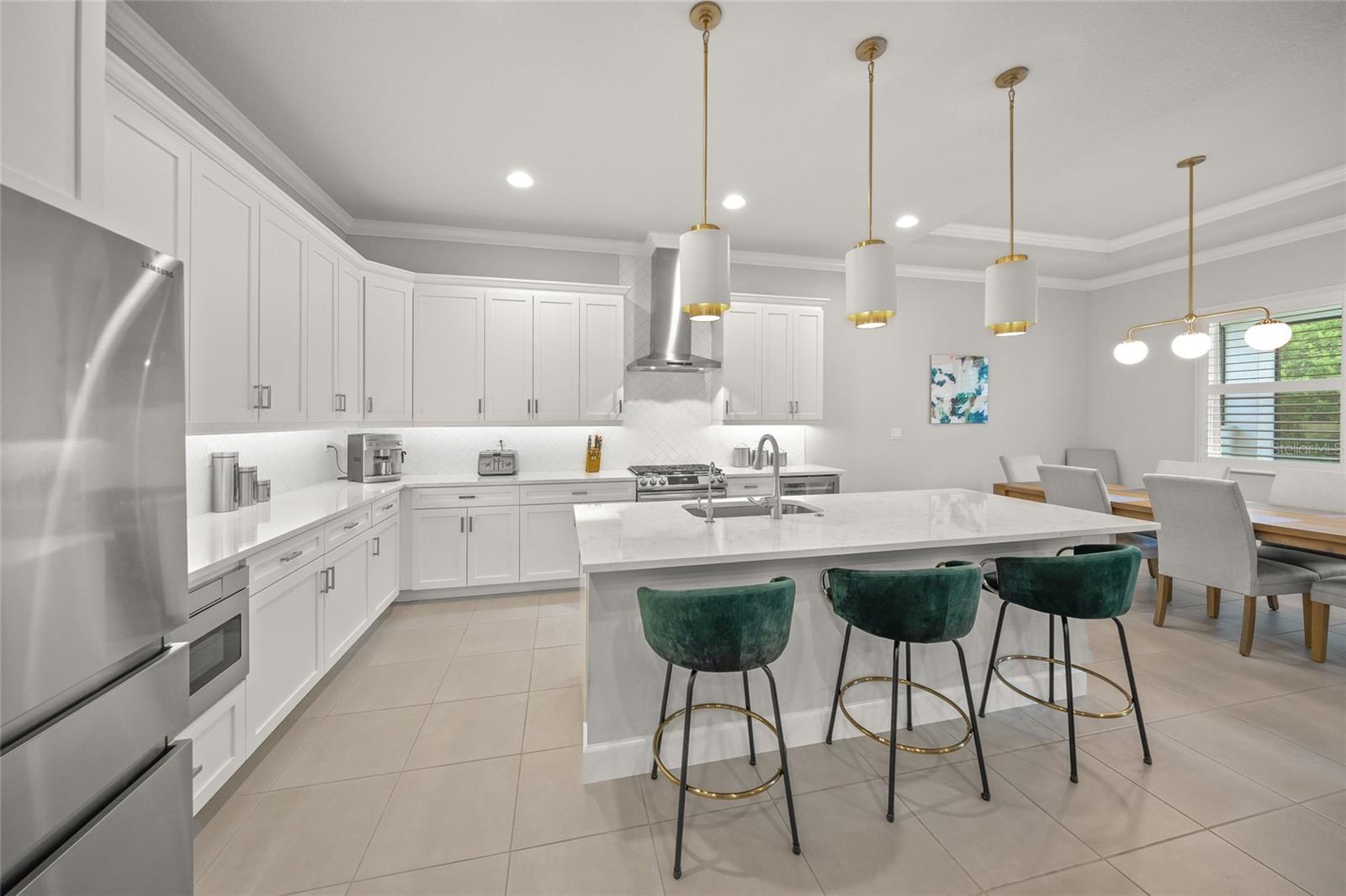 SANDHILL LAKE - Residential