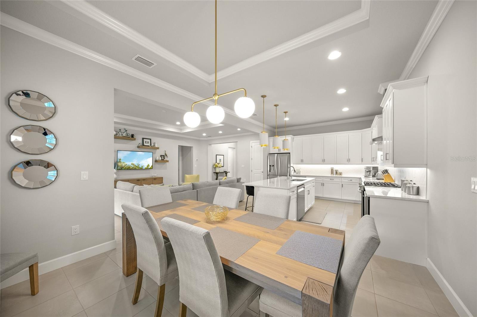SANDHILL LAKE - Residential