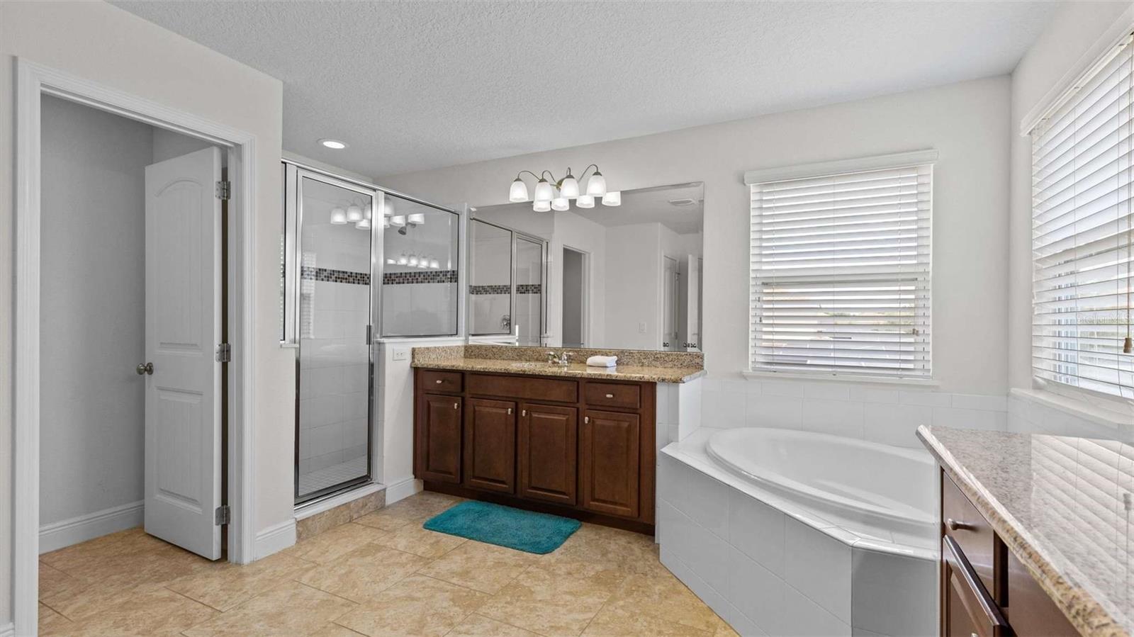 OAKMONT PH 01 - Residential Lease