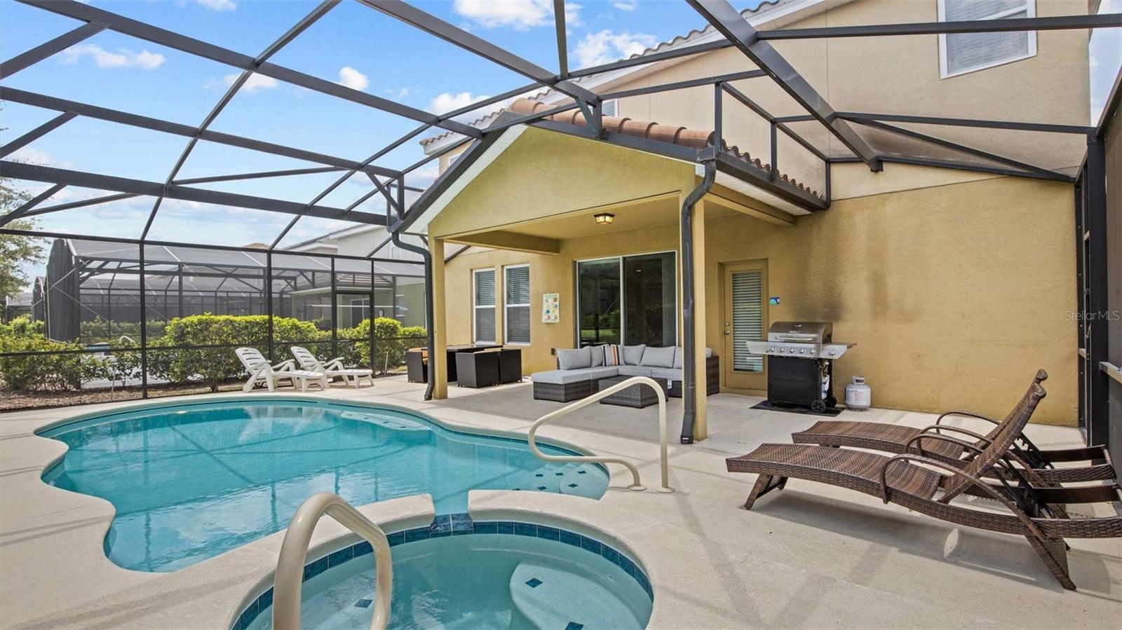 OAKMONT PH 01 - Residential Lease