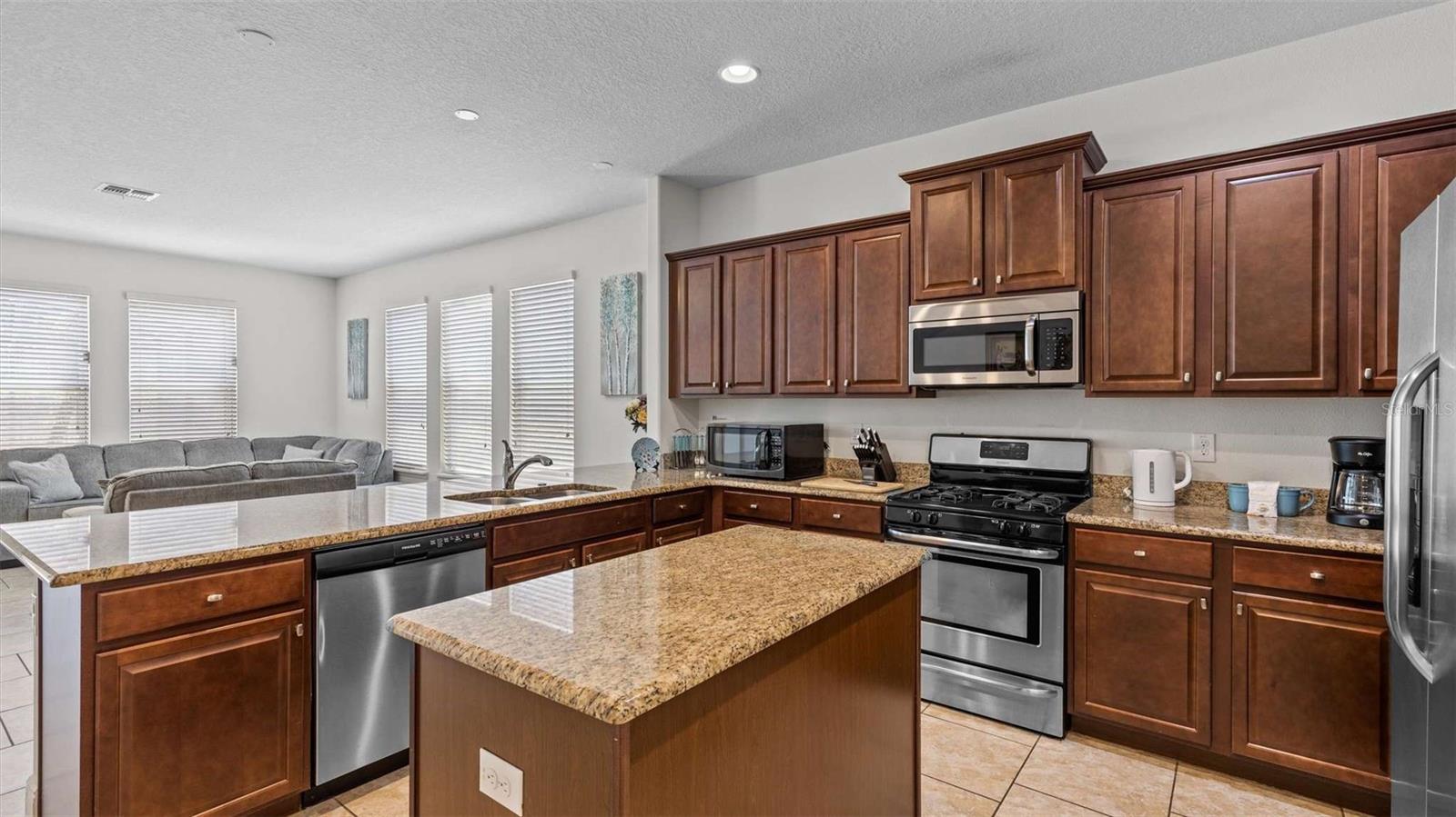 OAKMONT PH 01 - Residential Lease