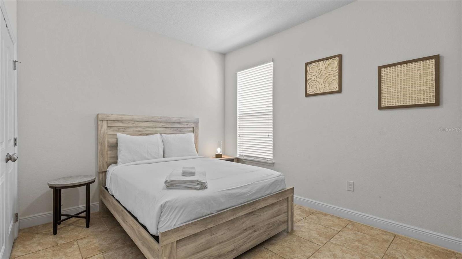 OAKMONT PH 01 - Residential Lease