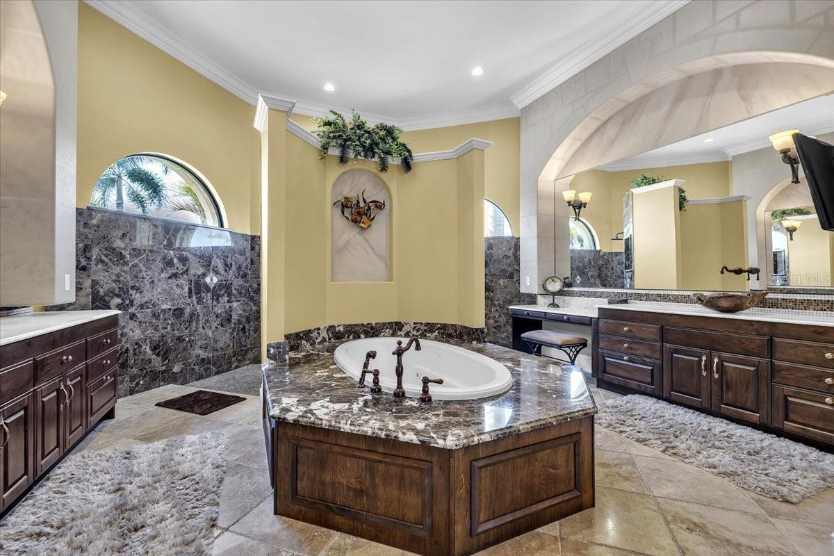 PEACE RIVER ESTS - Residential