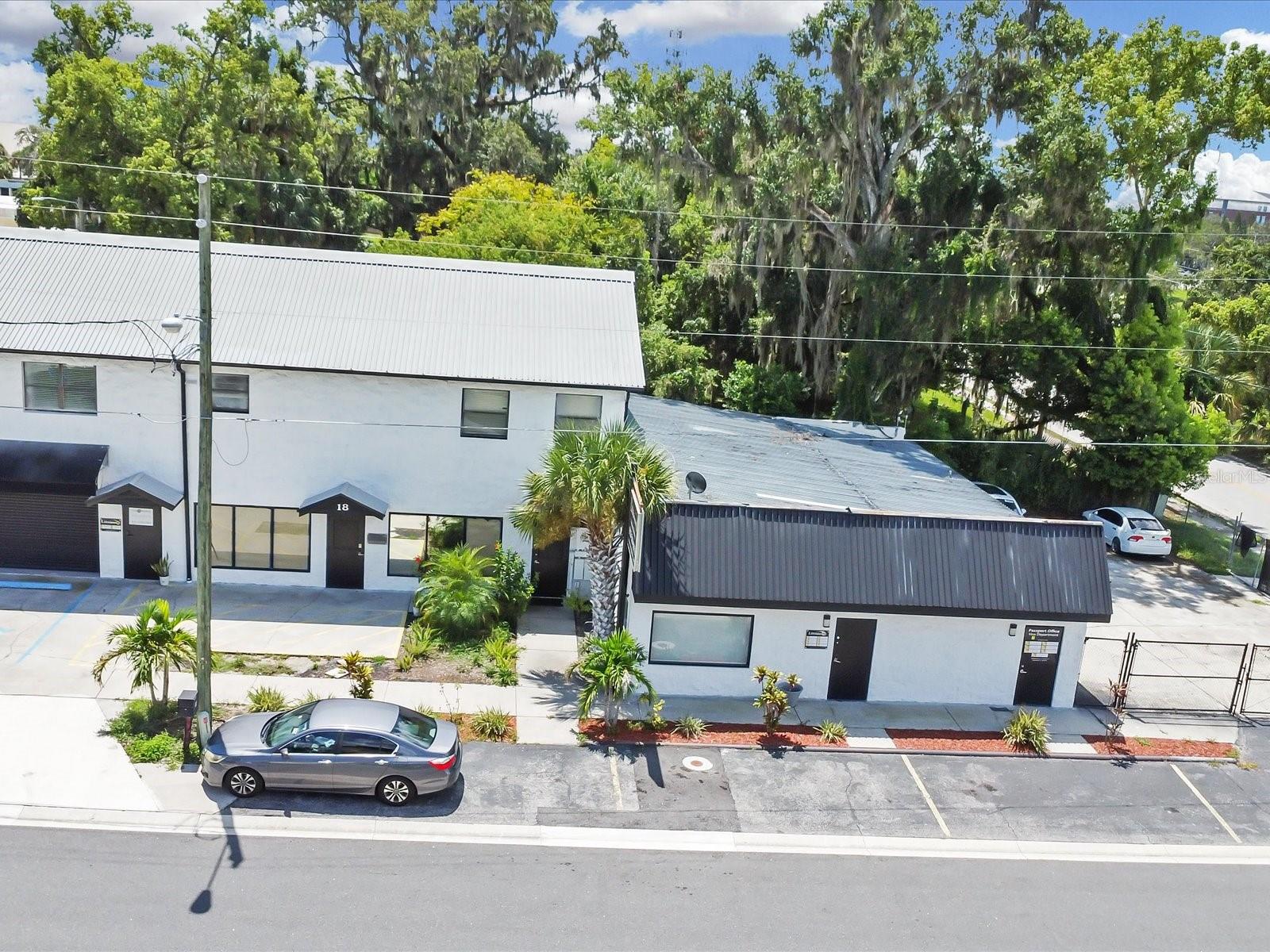 S A ROBINSONS - Commercial Lease