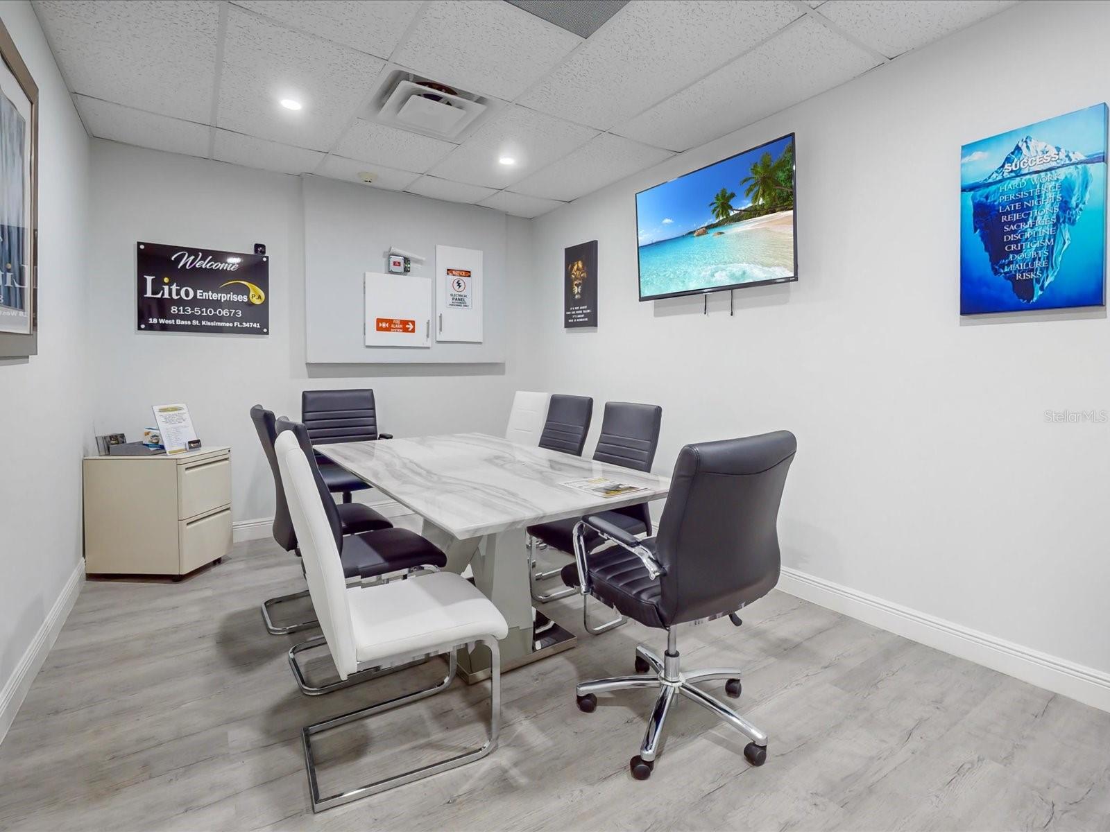 S A ROBINSONS - Commercial Lease