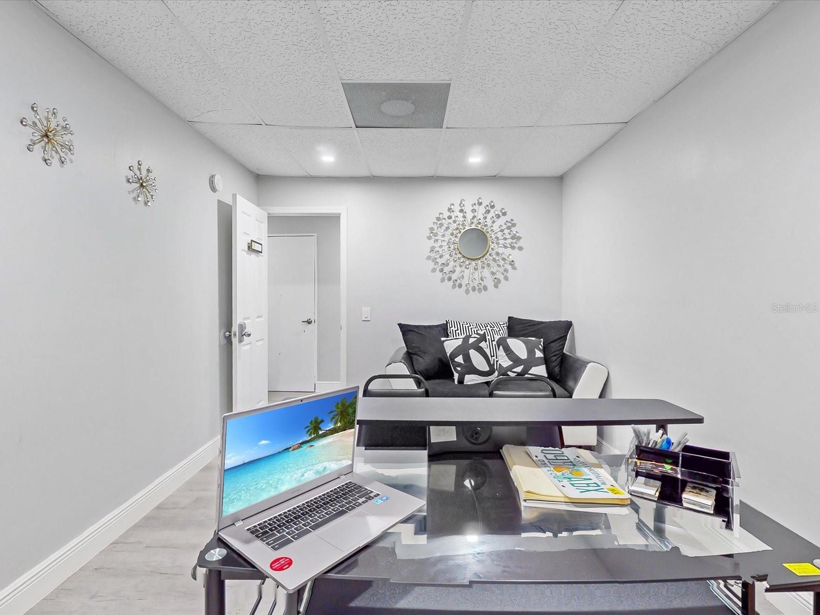 S A ROBINSONS - Commercial Lease