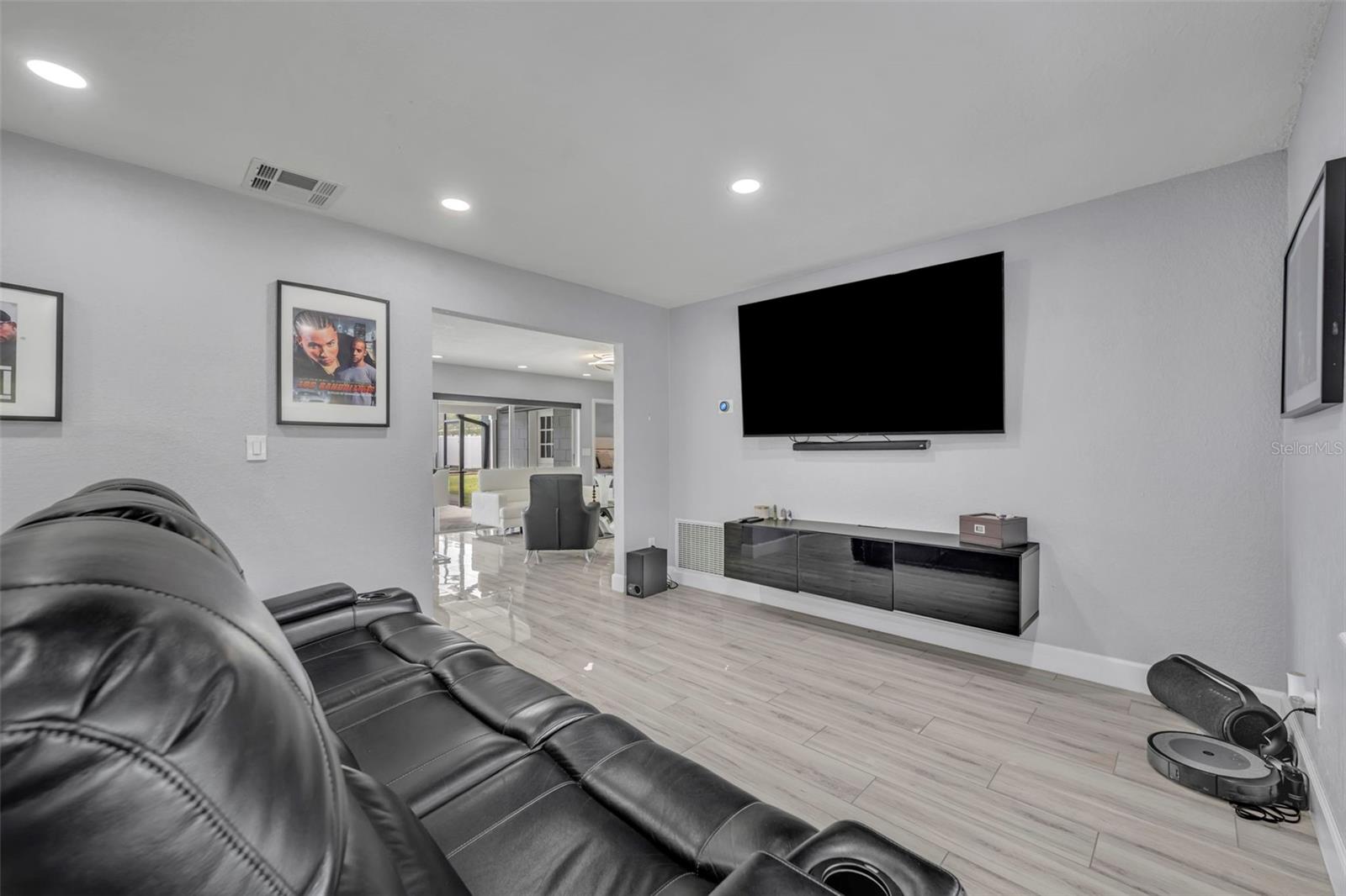 GLEN ARDEN HEIGHTS 1ST ADD - Residential