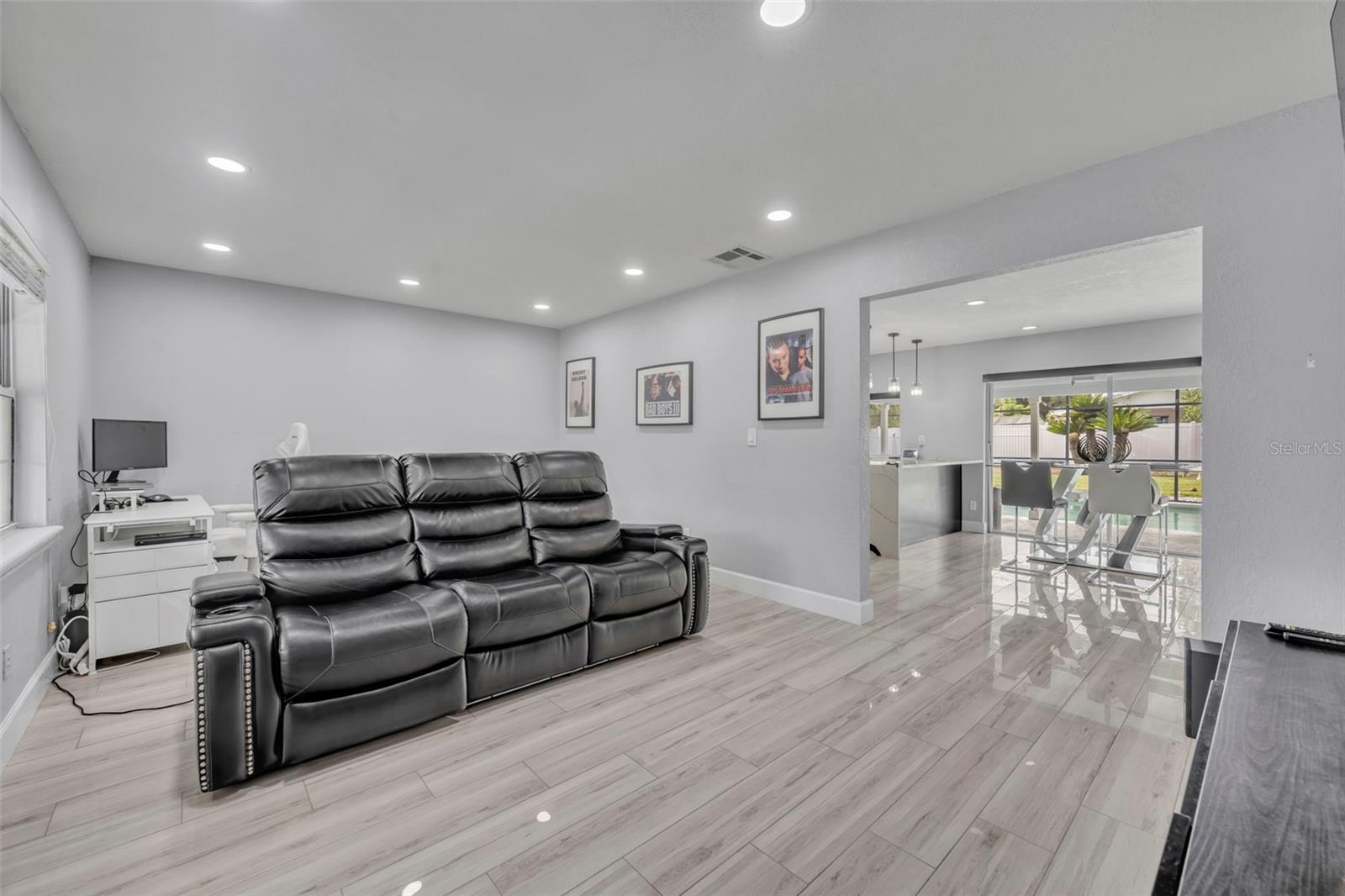GLEN ARDEN HEIGHTS 1ST ADD - Residential