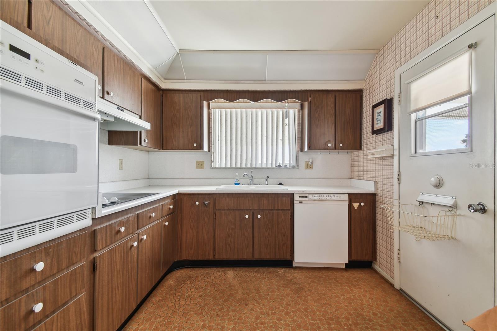 DEL WEBBS SUN CITY FLORIDA - Residential