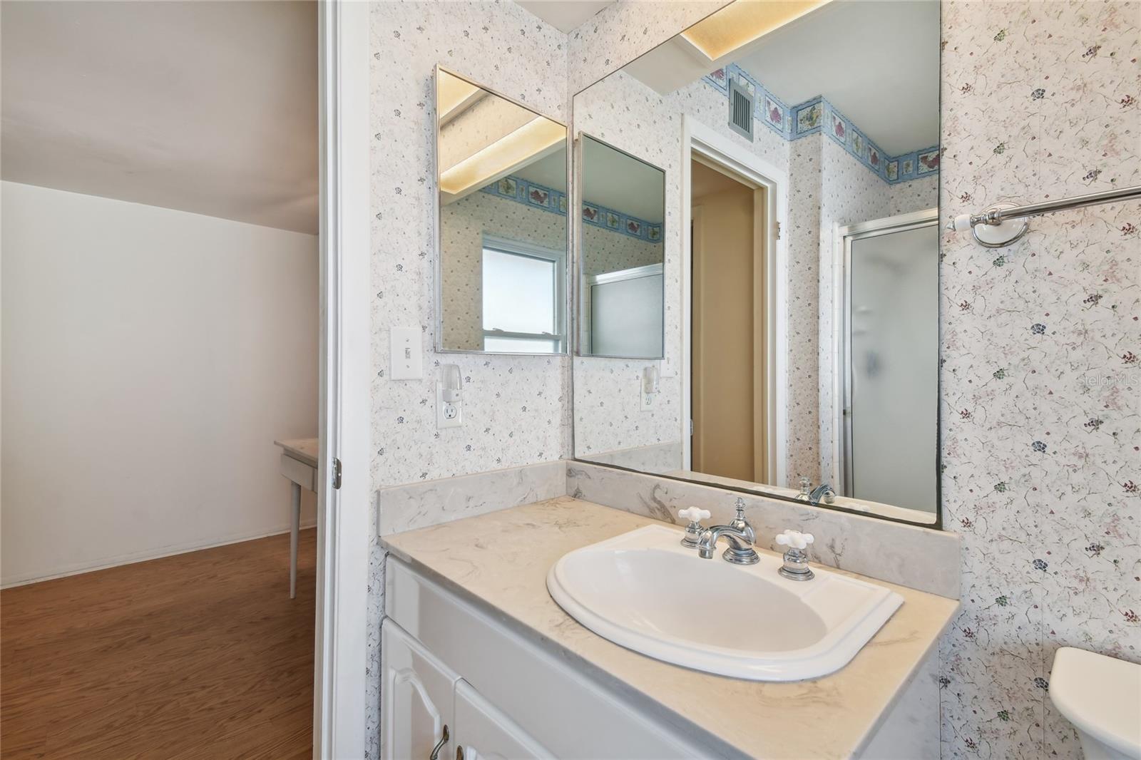 DEL WEBBS SUN CITY FLORIDA - Residential