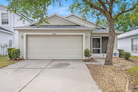 Photo of 7924 Carriage Pointe Drive, Gibsonton, FL 33534 (MLS # TB8459729)
