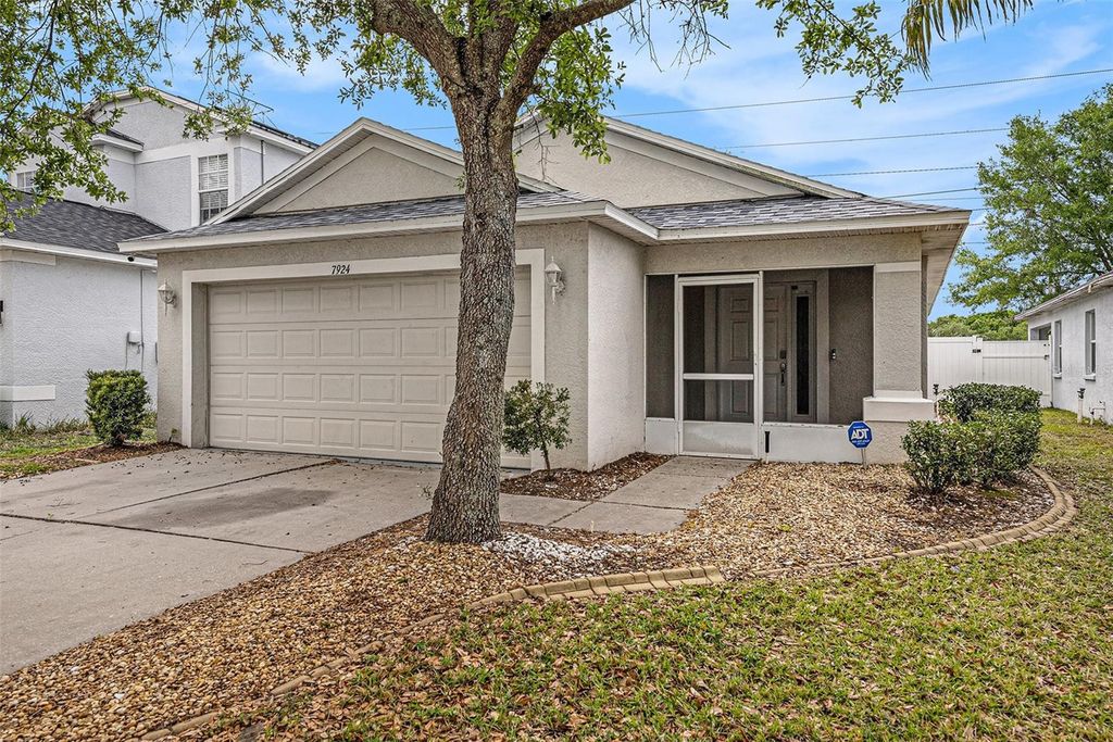 Photo of 7924 Carriage Pointe Drive, Gibsonton, FL 33534 (MLS # TB8459729)