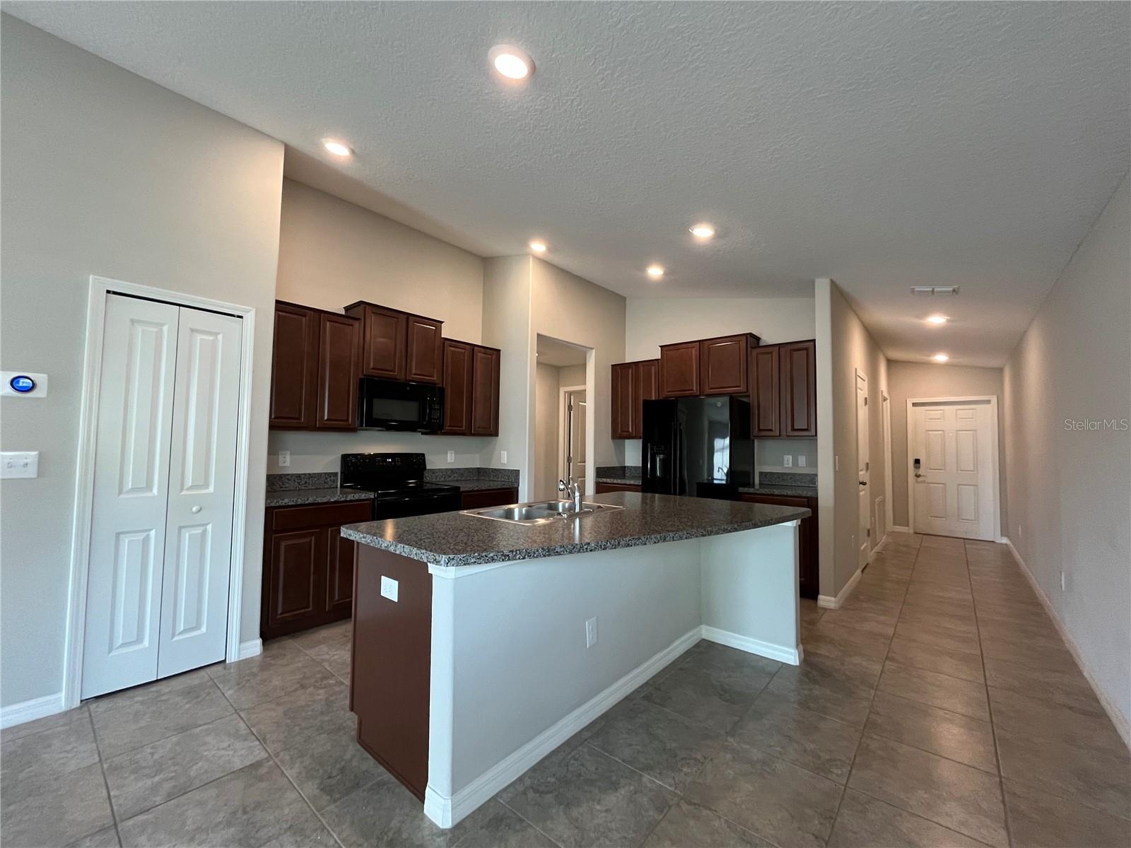 CYPRESS MILL - Residential Lease