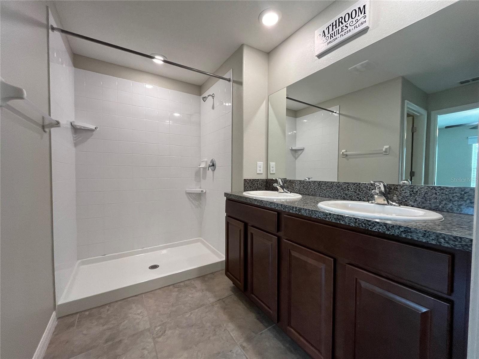 CYPRESS MILL - Residential Lease