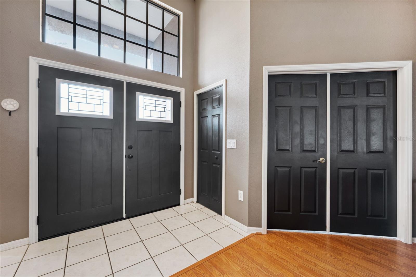 9105 FLAGSTICK LANE
