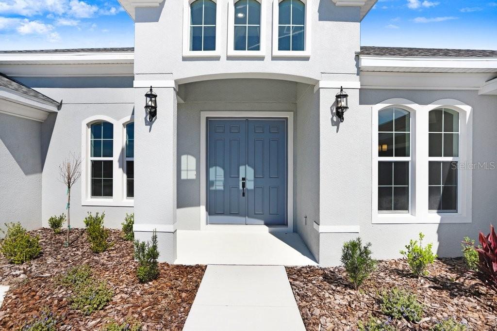 5211 LAKE VENICE DRIVE