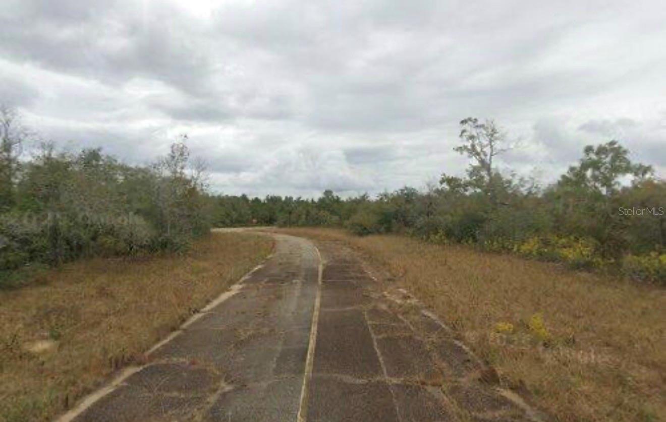 LYNNHAVEN LANE