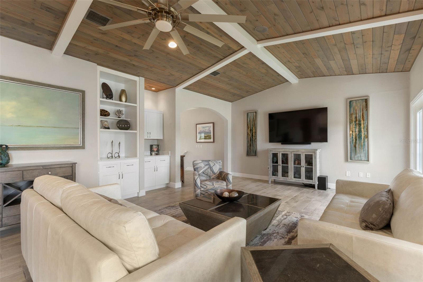 HAMMOCK DUNES - Residential