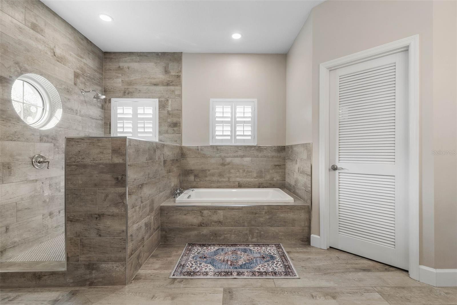 HAMMOCK DUNES - Residential