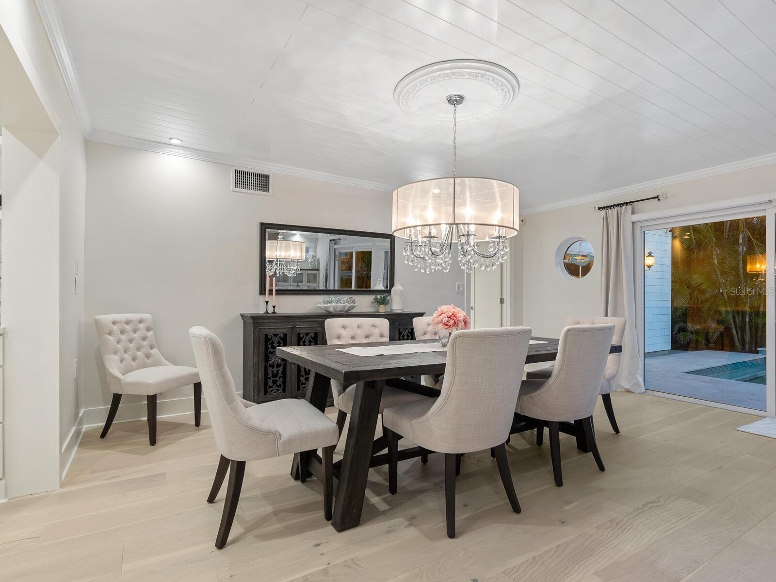 LIDO BEACH - Residential