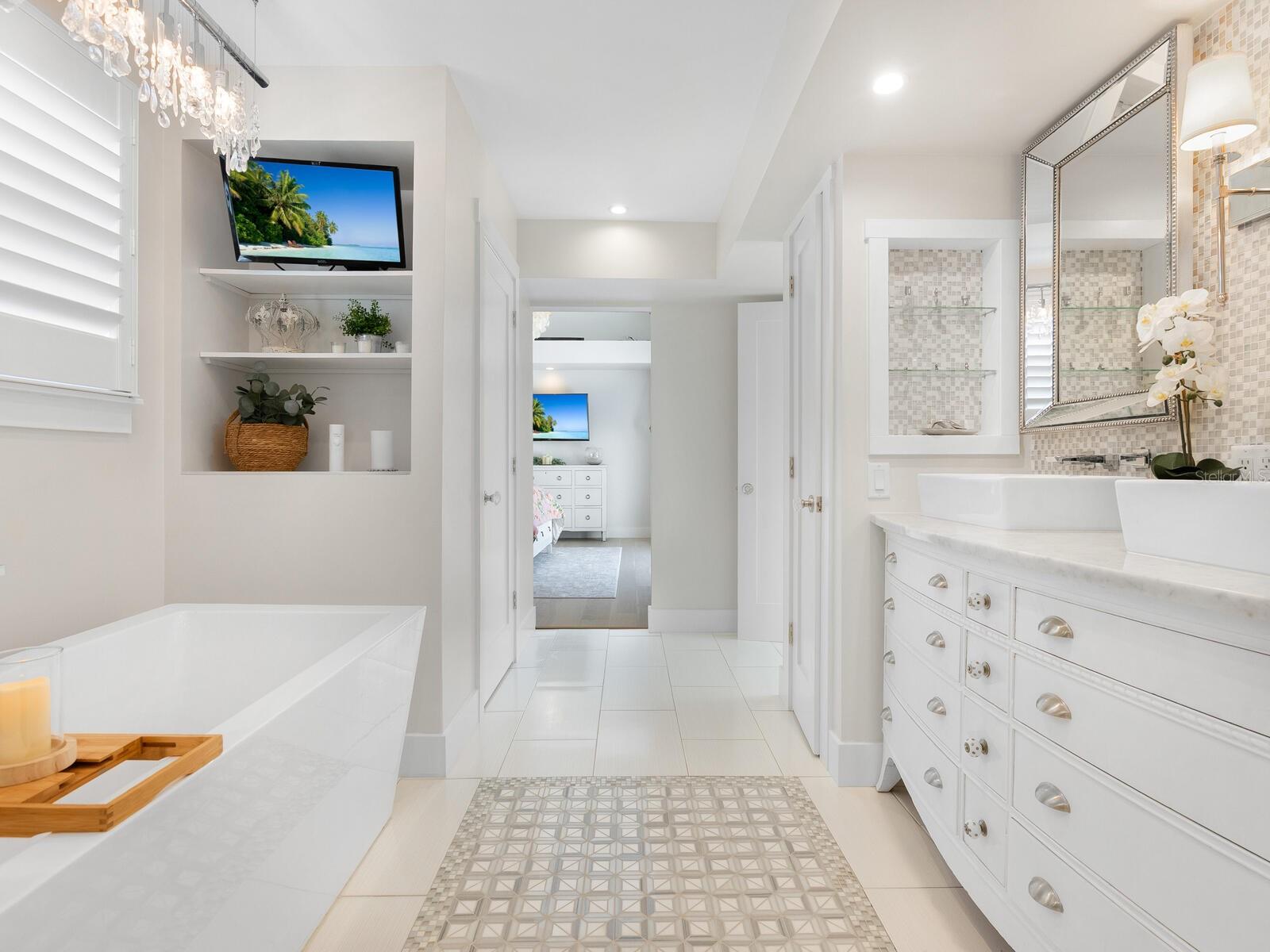 LIDO BEACH - Residential